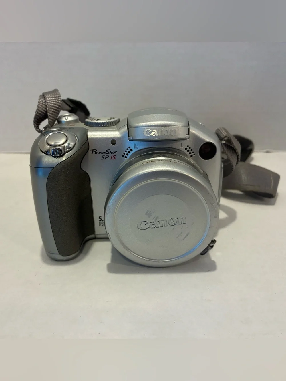 Canon PowerShot S2 IS Silver Digital Camera